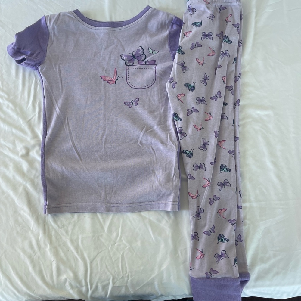 3 pairs of Girls Pajamas. Size 6